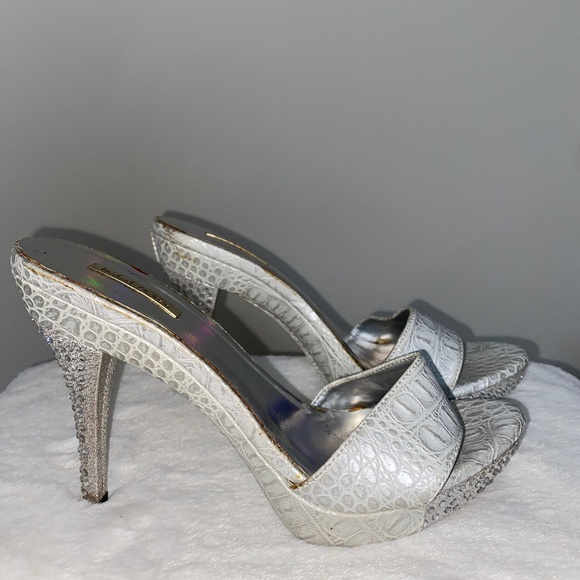 Michael Antonio Chrome Heels - Picture 1 of 3